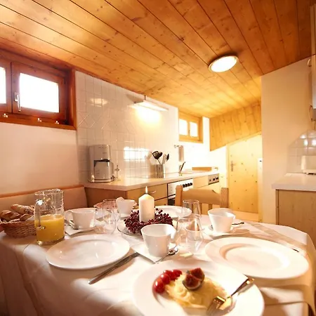 Appartementhaus Gratz Vendégház Wagrain