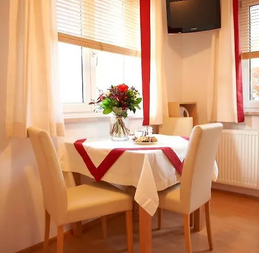 Appartementhaus Gratz ゲストハウス 4*